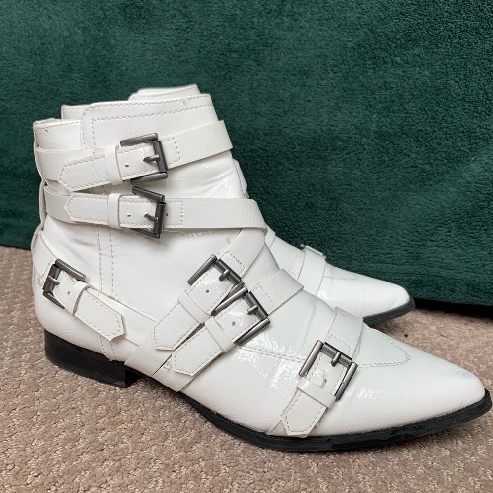 Coconuts faux white leather buckled boots!